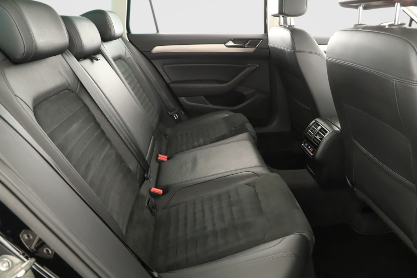 Volkswagen Passat, 2019