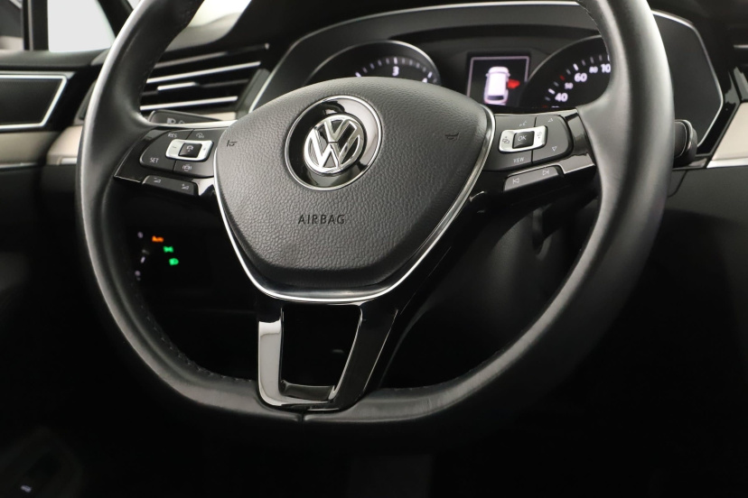 Volkswagen Passat, 2019