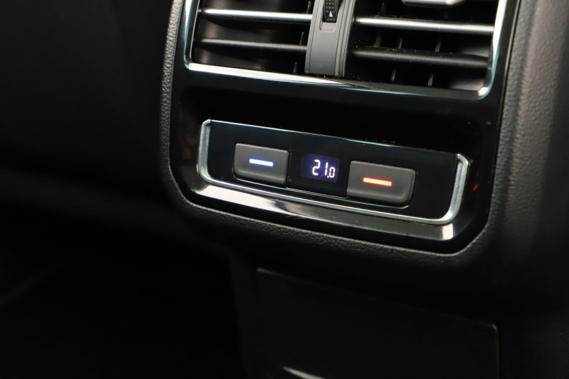 Volkswagen Passat, 2019