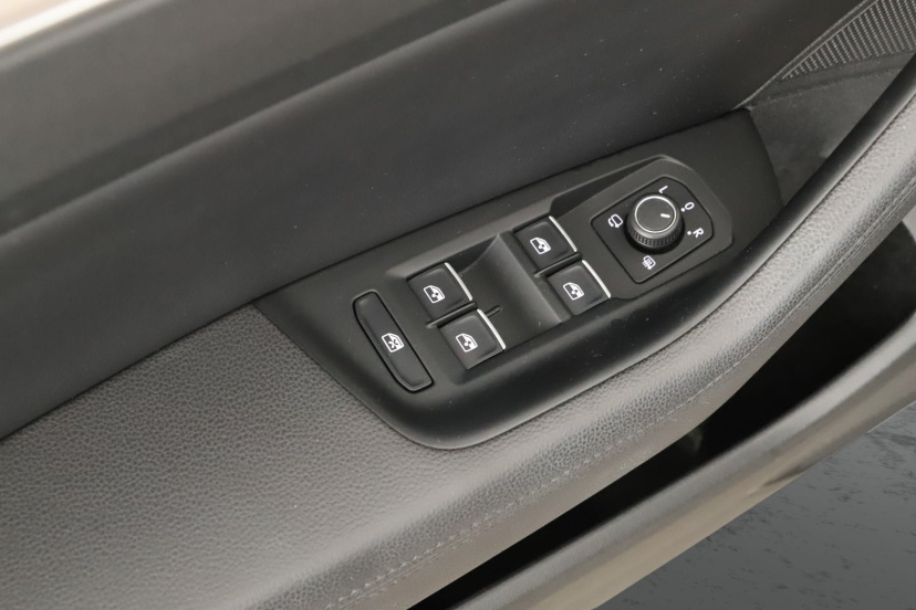Volkswagen Passat, 2019