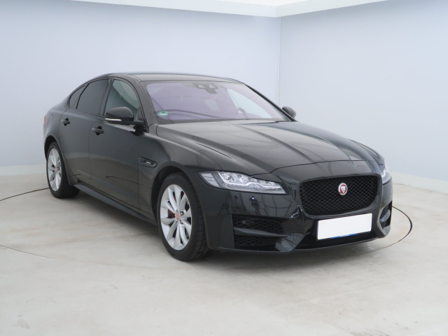 Jaguar XF 2016