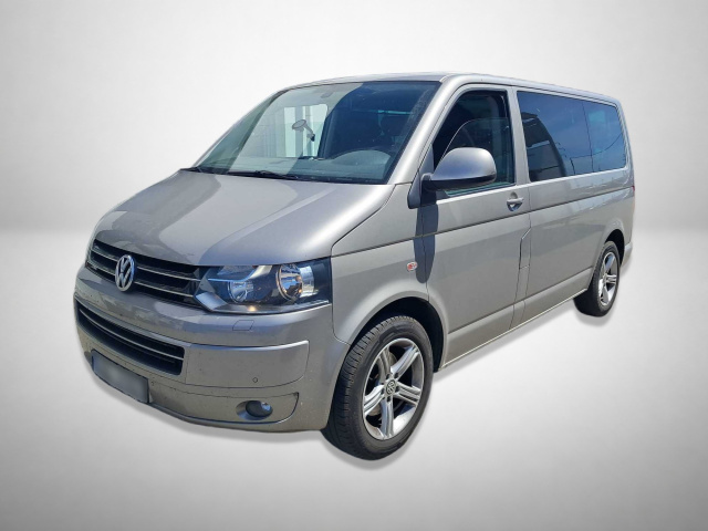 Volkswagen Caravelle 2011