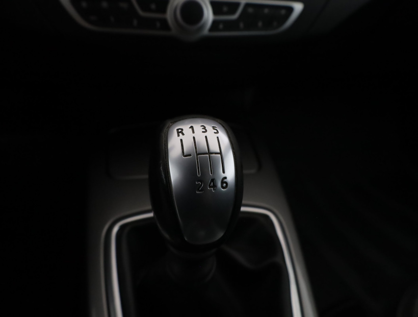 Renault Laguna, 2011