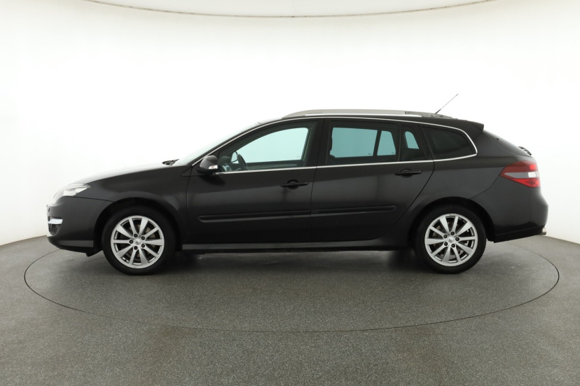 Renault Laguna, 2011
