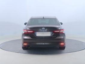 Toyota Camry - 2019