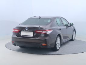 Toyota Camry - 2019