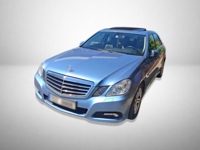 Mercedes-Benz E 2009