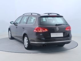 Volkswagen Passat - 2013