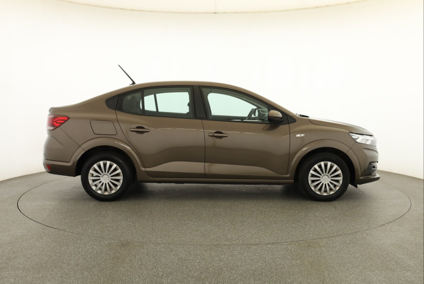 Dacia Logan, 2021