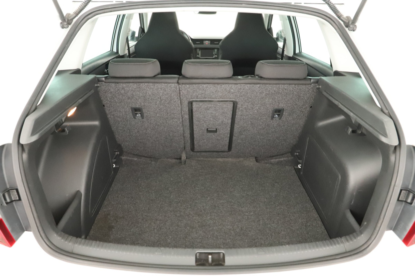 Škoda Rapid Spaceback, 2015