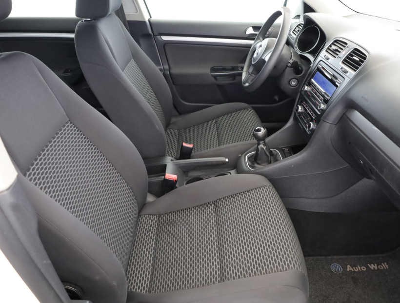 Volkswagen Golf, 2010