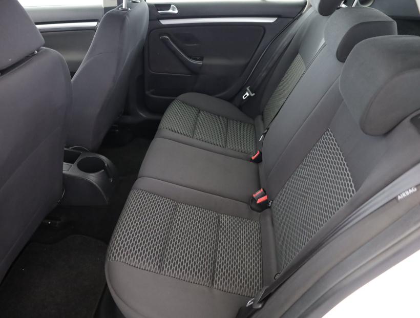 Volkswagen Golf, 2010