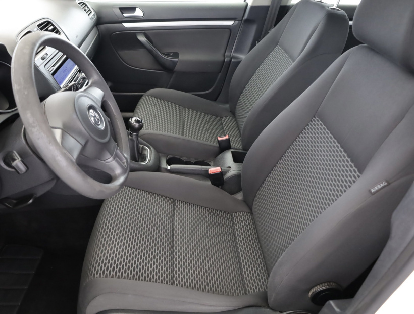 Volkswagen Golf, 2010