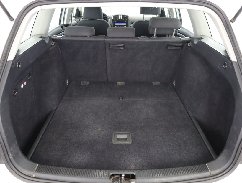 Volkswagen Golf, 2010