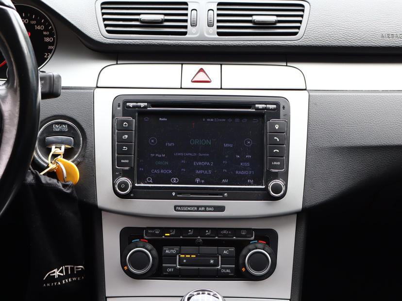 Volkswagen Passat CC, 2010