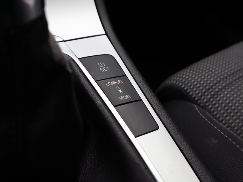 Volkswagen Passat CC, 2010