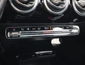 Mercedes-Benz A - 2018