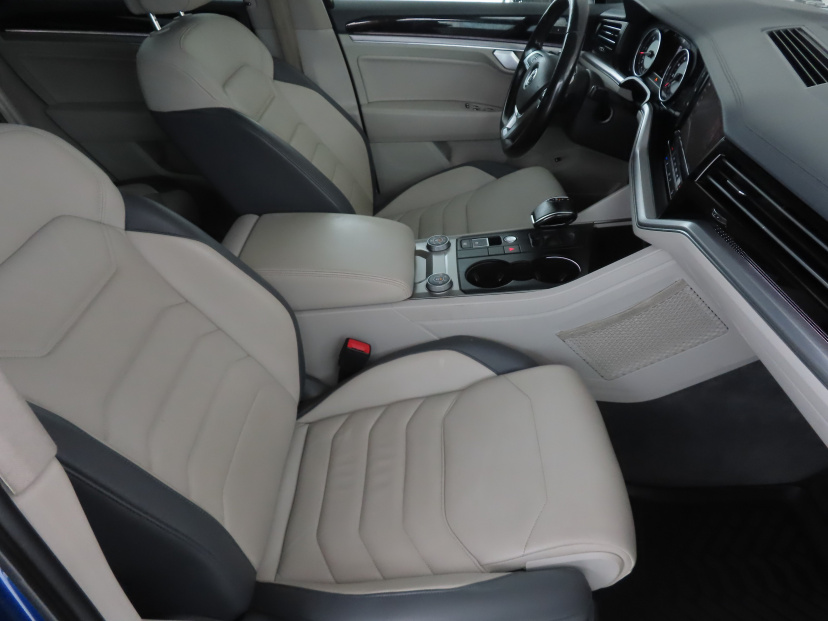 Volkswagen Touareg, 2018