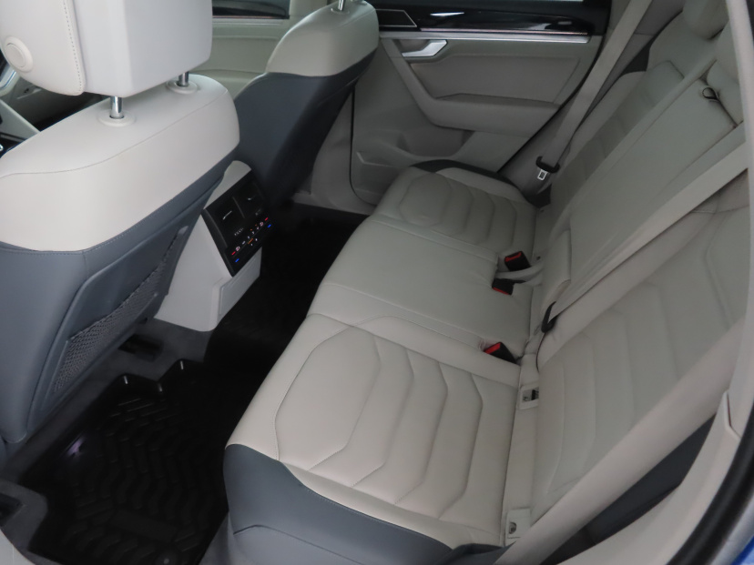 Volkswagen Touareg, 2018