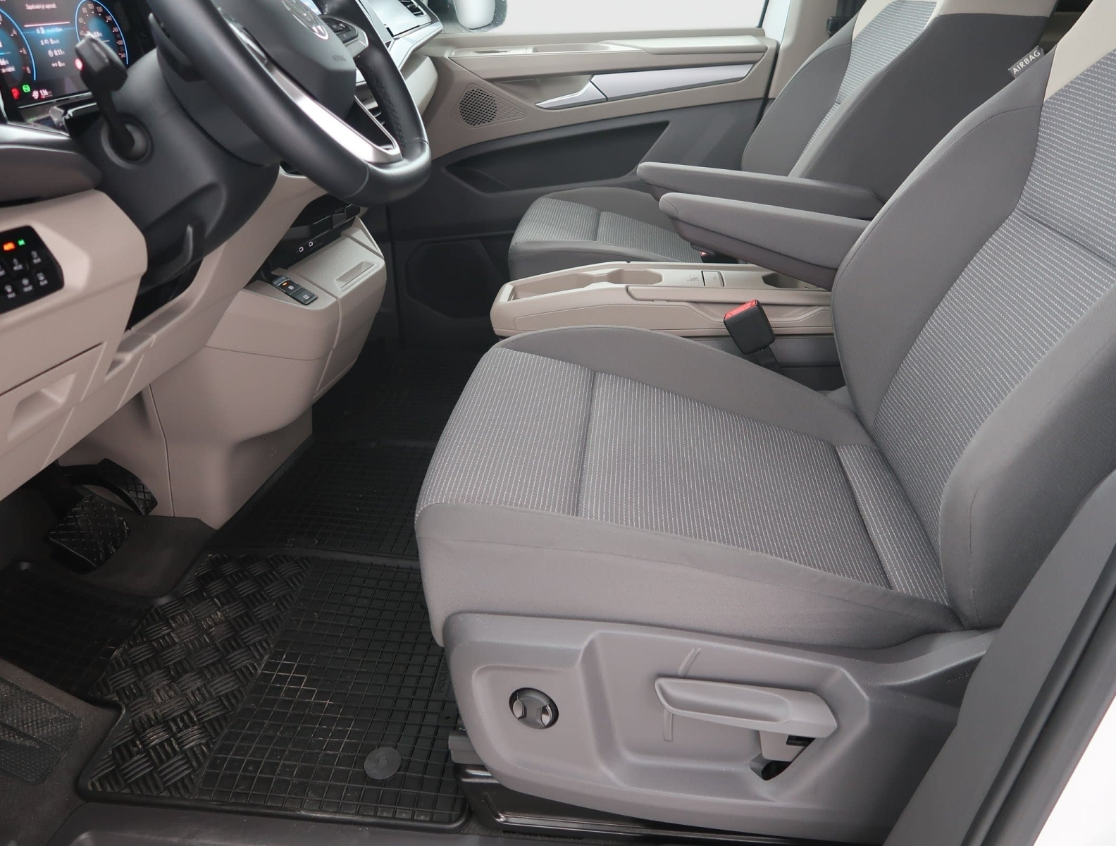 Volkswagen Multivan - 2023