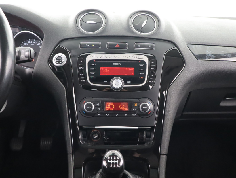 Ford Mondeo, 2011