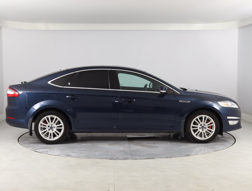 Ford Mondeo, 2011