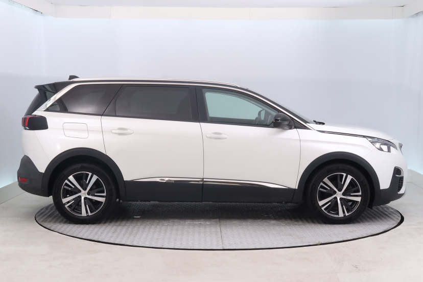Peugeot 5008, 2017