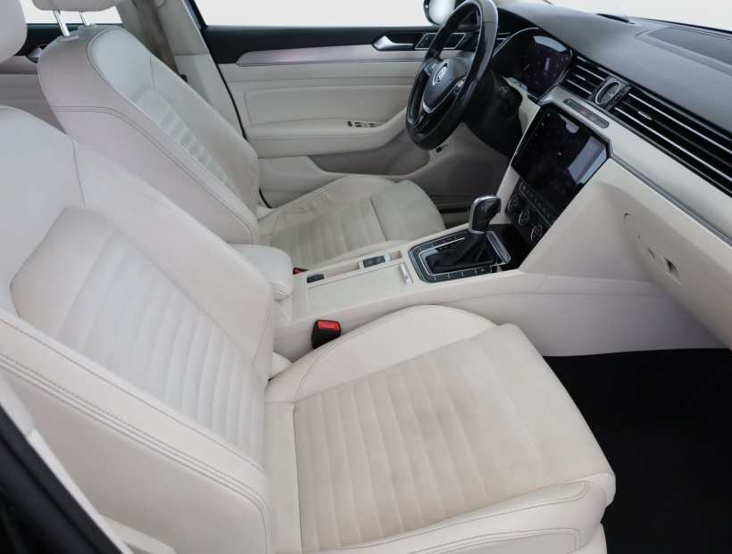 Volkswagen Passat, 2018