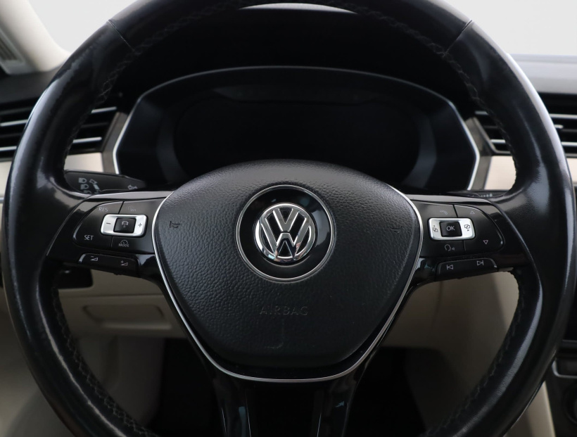 Volkswagen Passat, 2018
