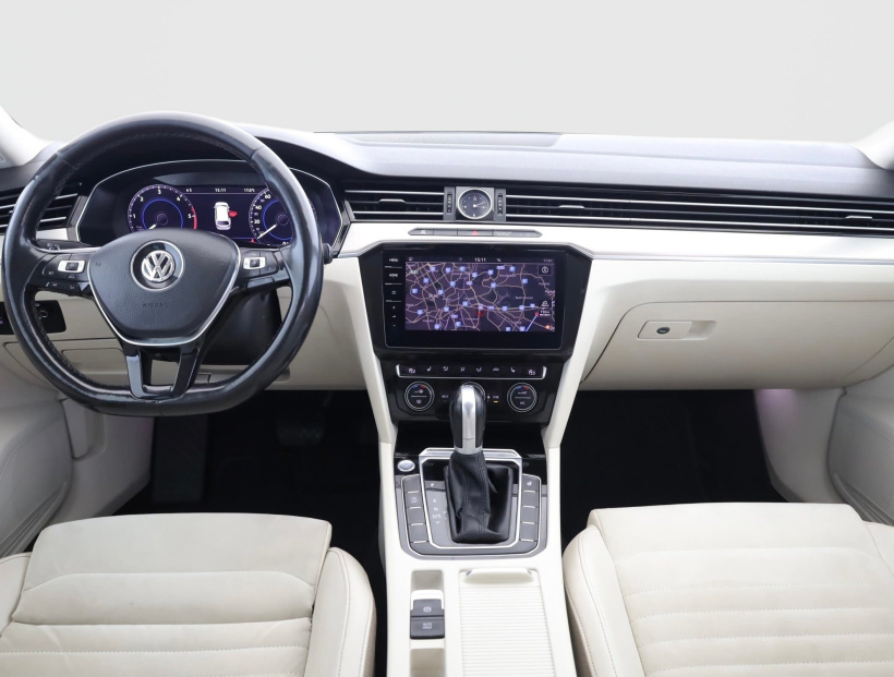 Volkswagen Passat, 2018