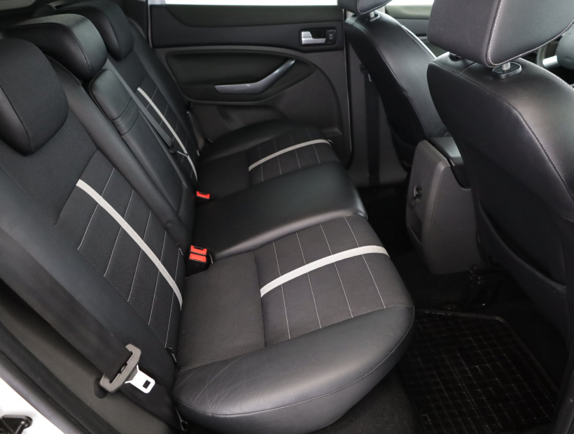 Ford Kuga, 2011