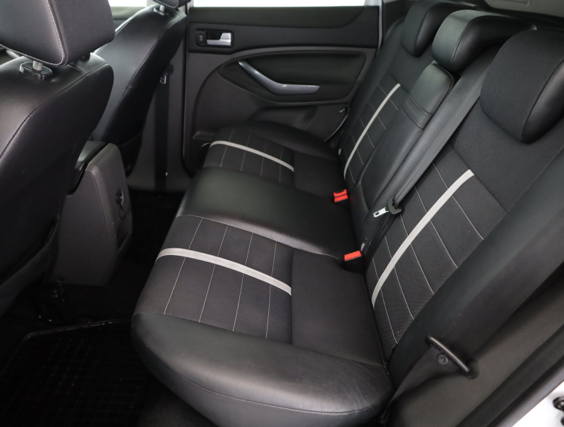 Ford Kuga, 2011
