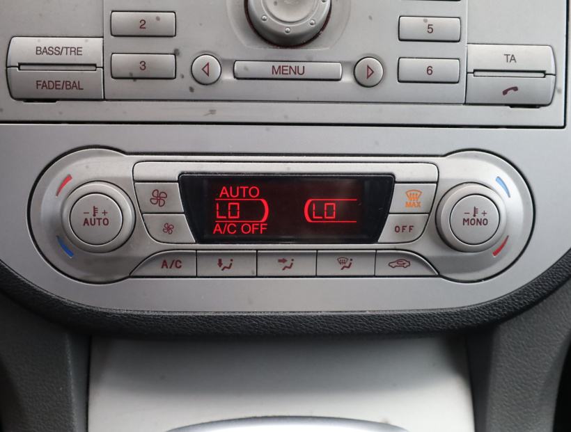 Ford Kuga, 2011