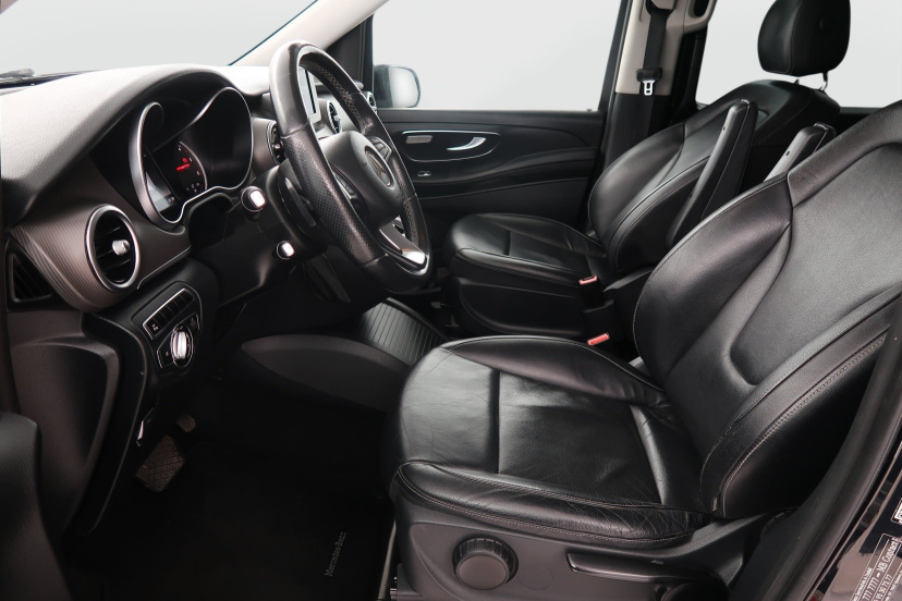 Mercedes-Benz V, 2015