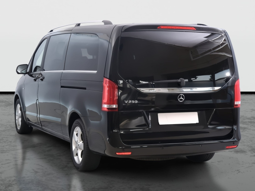 Mercedes-Benz V, 2015