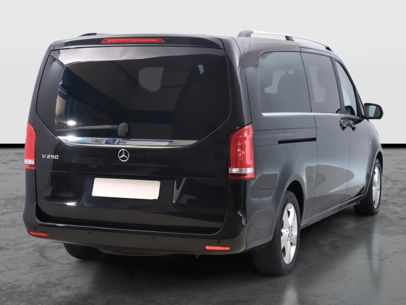 Mercedes-Benz V, 2015