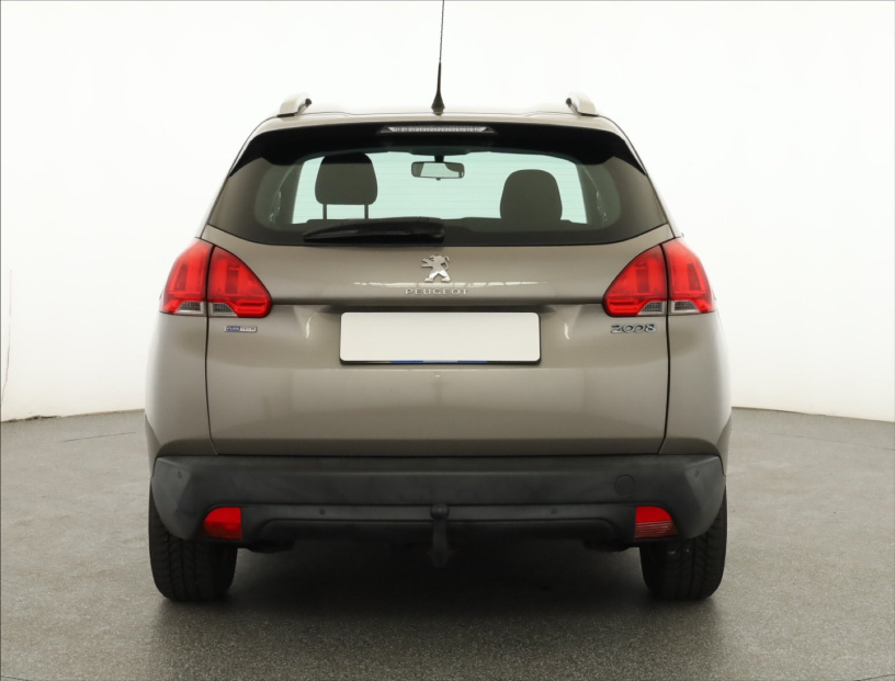 Peugeot 2008, 2016