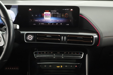 Mercedes-Benz EQC - 2020