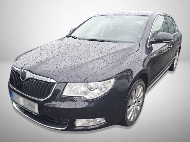 Škoda Superb 2011