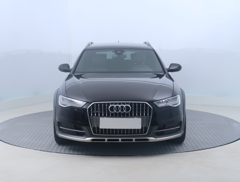 Audi A6 Allroad, 2015