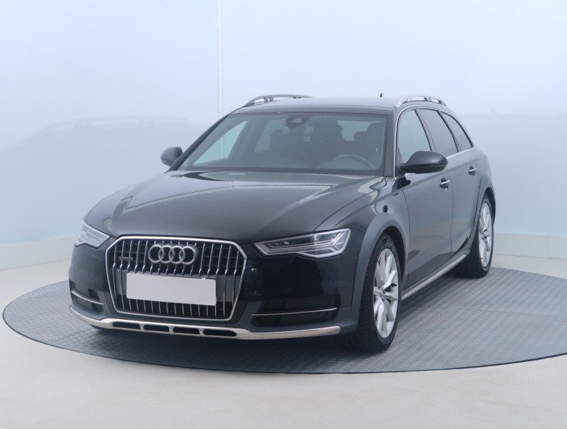 Audi A6 Allroad, 2015