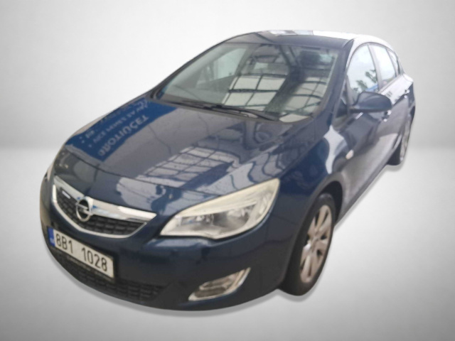 Opel Astra 2011