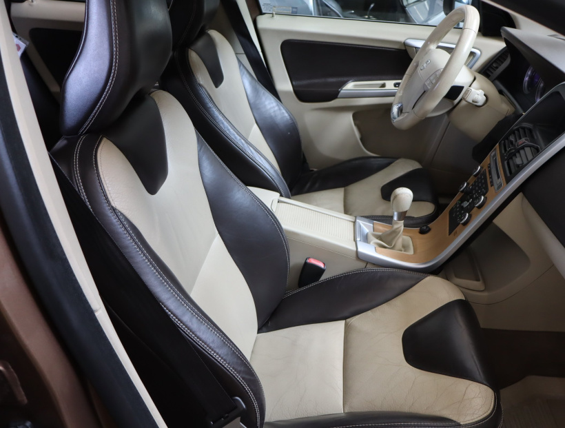 Volvo XC60, 2009