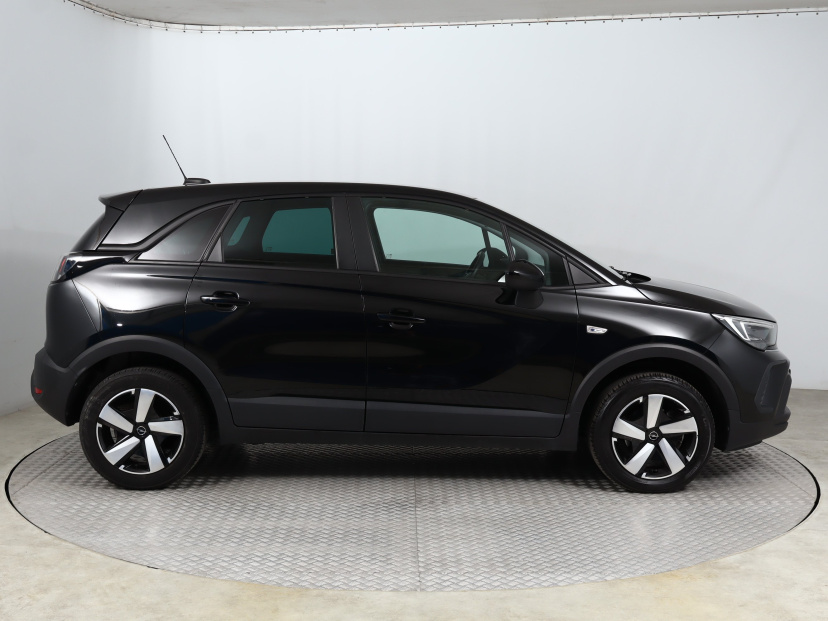 Opel Crossland, 2021