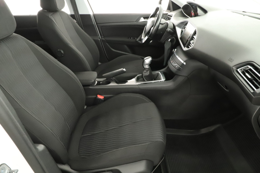 Peugeot 308, 2017