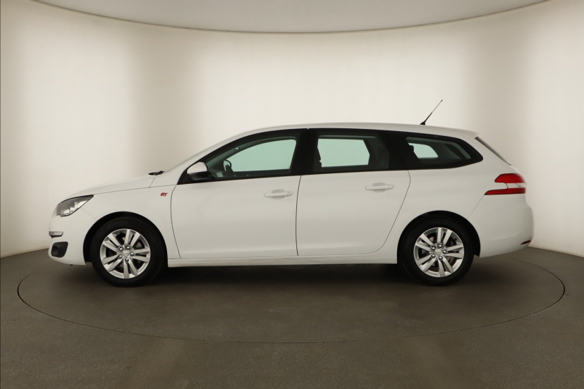 Peugeot 308, 2017