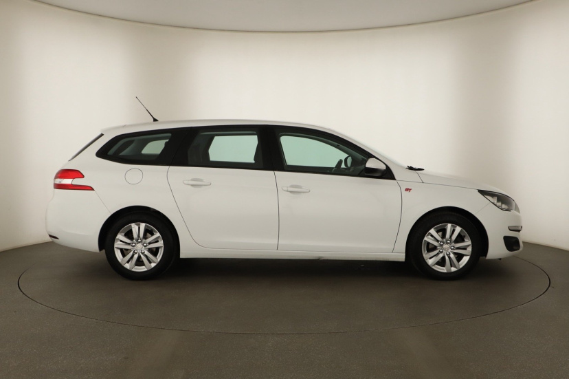 Peugeot 308, 2017