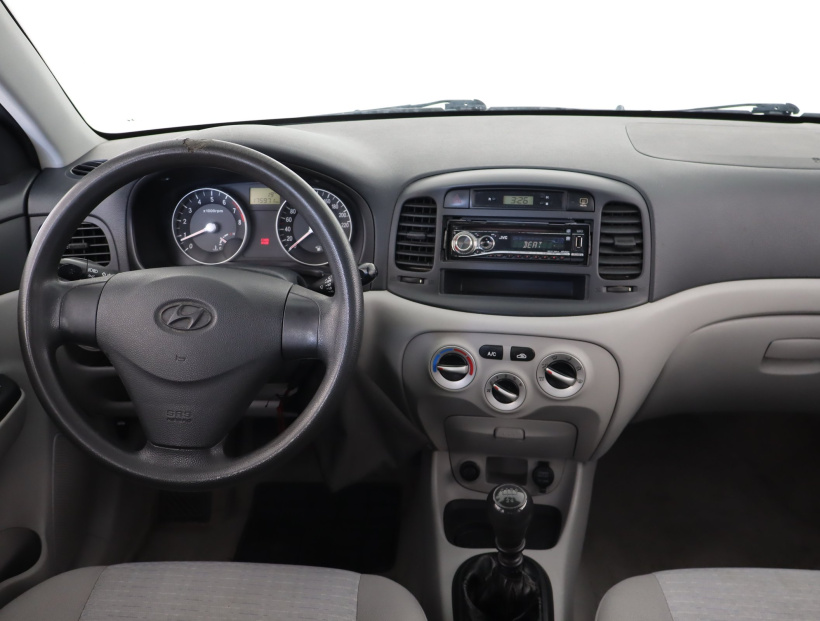 Hyundai Accent, 2008