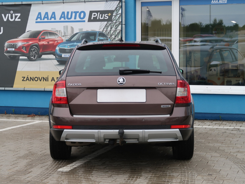 Škoda Octavia Scout, 2014