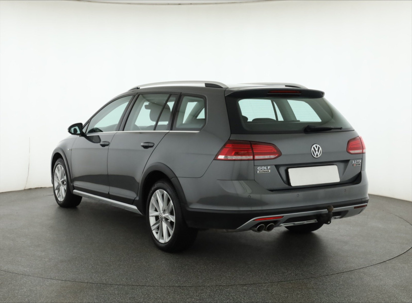 Volkswagen Golf, 2018